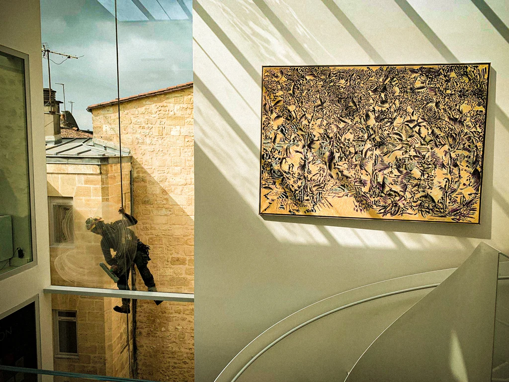 Intervention de cordistes MS Access pour laisser entrer la lumière chez VIDELOT à Bordeaux (bâtiment) – 2